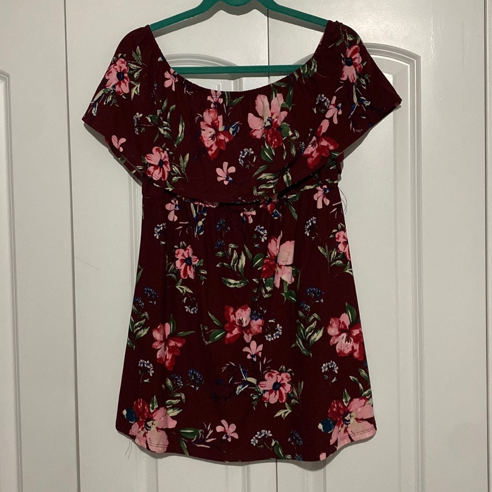Off the shoulder, floral, maternity top